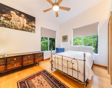1902 Alegria Rd - Photo Thumbnail 24
