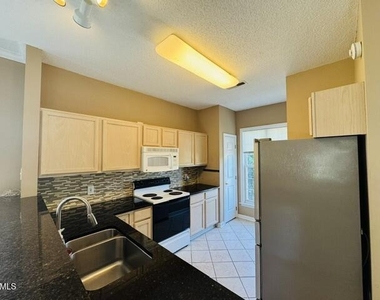 2027 Turtle Point Drive - Photo Thumbnail 3