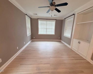 10411 Rosegate Court - Photo Thumbnail 24