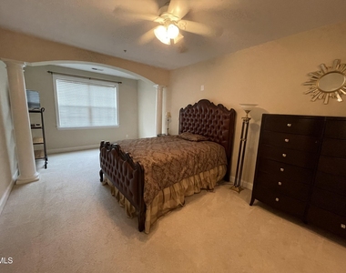 10411 Rosegate Court - Photo Thumbnail 23