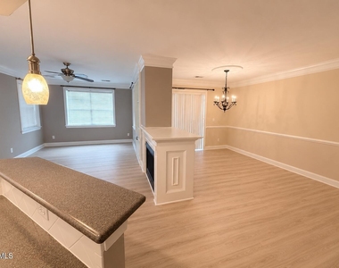 10411 Rosegate Court - Photo Thumbnail 25