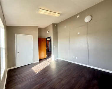 160 Private Road 4352 - Photo Thumbnail 4
