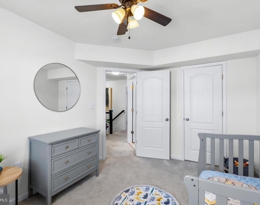 10625 Meridian Hill Way - Photo Thumbnail 16