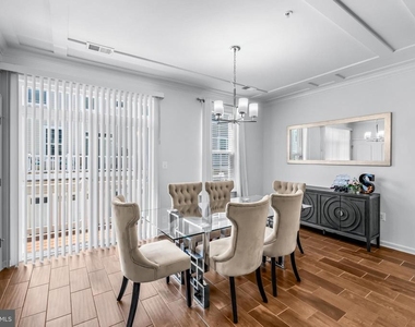 10625 Meridian Hill Way - Photo Thumbnail 5