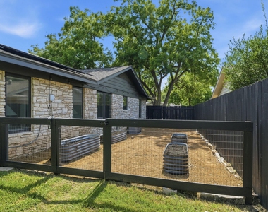 7600 Shoal Creek Blvd - Photo Thumbnail 32