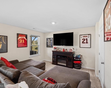 16418 Caribbean Way - Photo Thumbnail 16