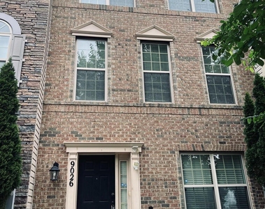 9026 Ruby Lockhart Boulevard - Photo Thumbnail 2