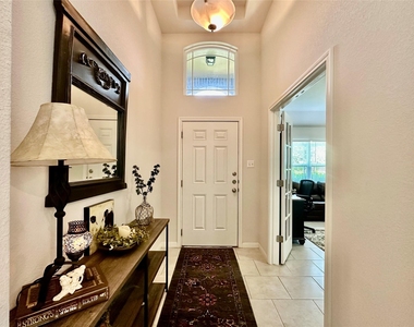 5613 Sacco St - Photo Thumbnail 17