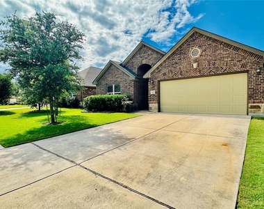5613 Sacco St - Photo Thumbnail 1