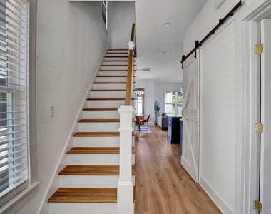 500 Spruce Street - Photo Thumbnail 11