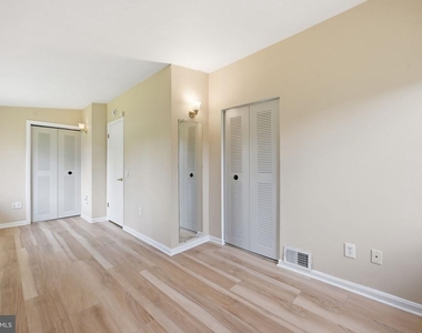 512 Dennis Avenue - Photo Thumbnail 9