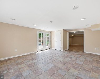 512 Dennis Avenue - Photo Thumbnail 15