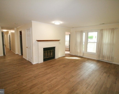 11325 Halethorpe Terrace - Photo Thumbnail 1