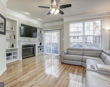 20345 Notting Hill Way - Photo Thumbnail 21