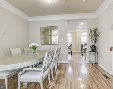 20345 Notting Hill Way - Photo Thumbnail 18