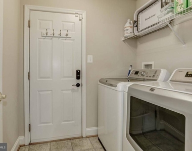 20345 Notting Hill Way - Photo Thumbnail 4