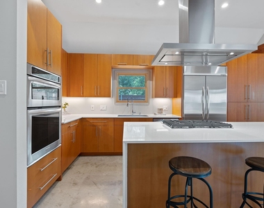1509 Juliet St - Photo Thumbnail 8
