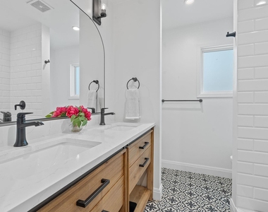 1509 Juliet St - Photo Thumbnail 18
