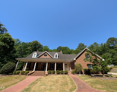 145 Oldham Place - Photo Thumbnail 3