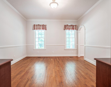 145 Oldham Place - Photo Thumbnail 32