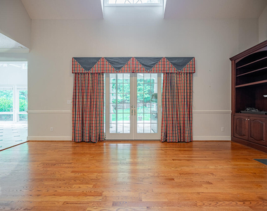 145 Oldham Place - Photo Thumbnail 38