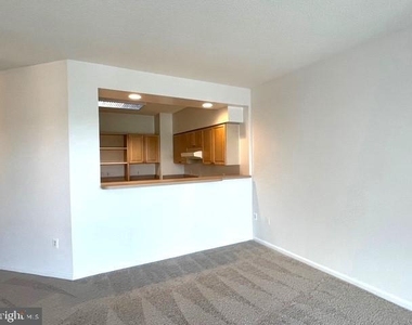 3210 N Leisure World Boulevard - Photo Thumbnail 16