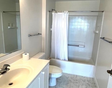 3210 N Leisure World Boulevard - Photo Thumbnail 4