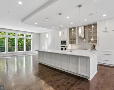 5342 Merriam Street - Photo Thumbnail 3