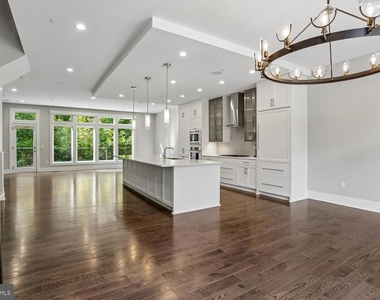 5342 Merriam Street - Photo Thumbnail 5