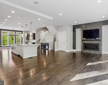 5342 Merriam Street - Photo Thumbnail 7