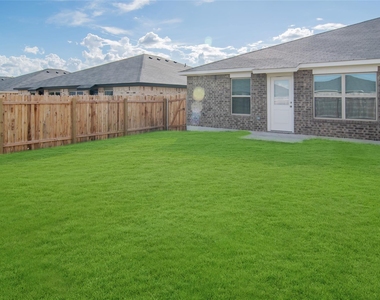 1261 Lehmann Dr - Photo Thumbnail 16