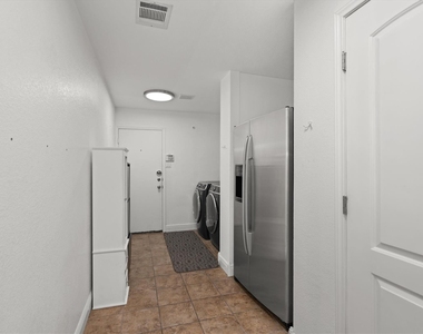 1509 Shady Creek Trl - Photo Thumbnail 14