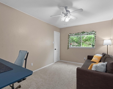1509 Shady Creek Trl - Photo Thumbnail 28