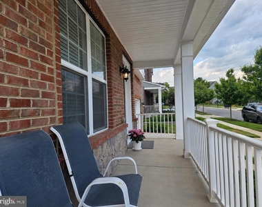 3332 Burton Drive - Photo Thumbnail 8