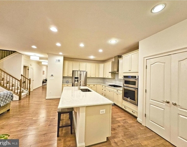 3332 Burton Drive - Photo Thumbnail 37