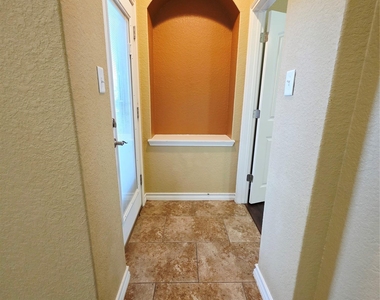 228 Dove Hl - Photo Thumbnail 6