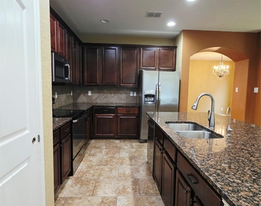 228 Dove Hl - Photo Thumbnail 5
