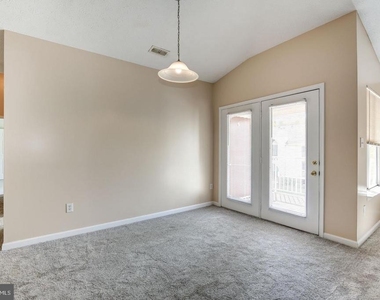 2106 Whitehall Road - Photo Thumbnail 6