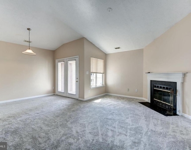 2106 Whitehall Road - Photo Thumbnail 4