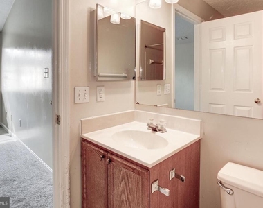 2106 Whitehall Road - Photo Thumbnail 24