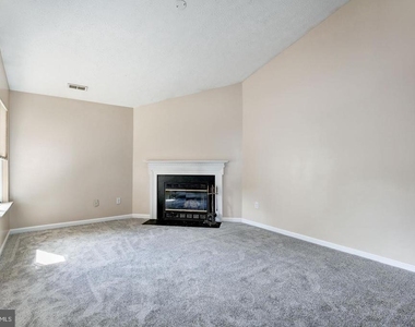 2106 Whitehall Road - Photo Thumbnail 5