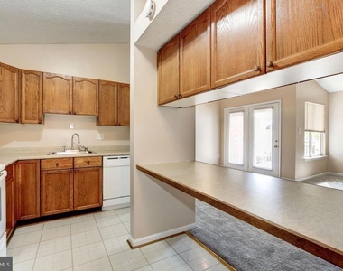 2106 Whitehall Road - Photo Thumbnail 17