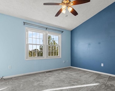 6359 New Haven Court - Photo Thumbnail 16
