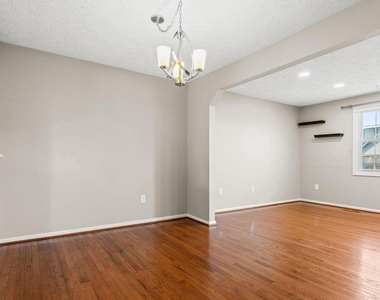 6359 New Haven Court - Photo Thumbnail 8