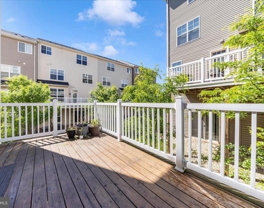 6142 Murray Terrace - Photo Thumbnail 41
