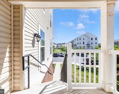 6142 Murray Terrace - Photo Thumbnail 33