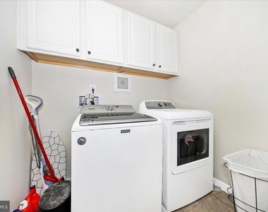 6142 Murray Terrace - Photo Thumbnail 22