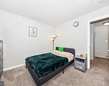 6142 Murray Terrace - Photo Thumbnail 11
