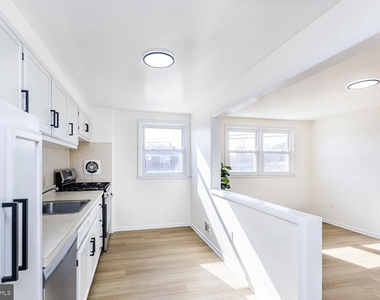 1117 Circle Drive - Photo Thumbnail 11
