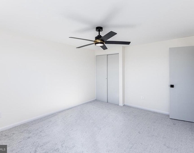 1117 Circle Drive - Photo Thumbnail 17